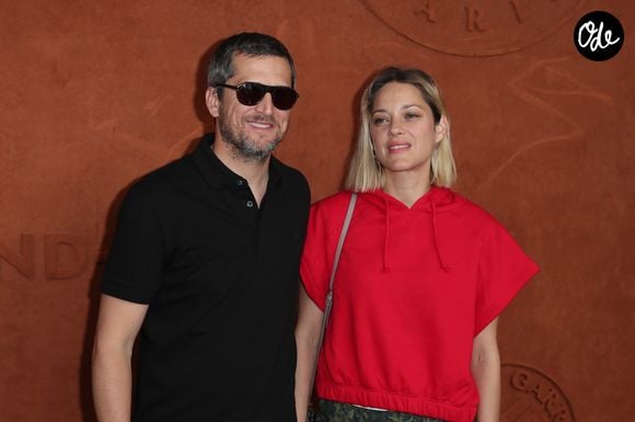 Guillaume Canet et sa compagne Marion Cotillard au village lors des internationaux de tennis de Roland Garros à Paris, le 10 juin 2018. © Moreau-Jacovides/Bestimage