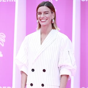 Fauve Hautot de la série "Rien ne t'efface" lors de la 8ème édition du festival CANNESERIES à Cannes, dimanche 27 avril 2025. © Christophe Aubert via Bestimage