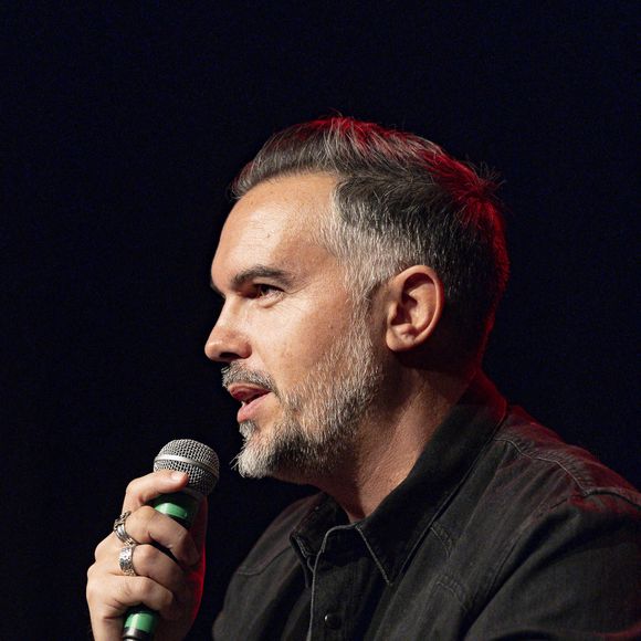 Maxime Chattam échange avec ses lecteurs lors de la 20ème édition du festival "Quais du Polar" à Lyon, le 6 avril 2024.

Photo : Sandrine Thesillat / Panoramic / Bestimage