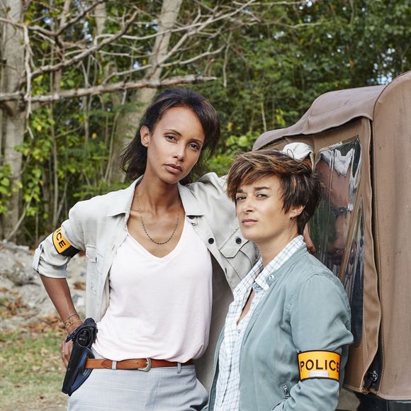 Sonia Rolland et Béatrice de La Boulaye sur le tournage de la série "Tropiques criminels" en Martinique diffusée le 22 novembre sur France 2. Le 8 mai 2019. © Sylvie Castioni / Bestimage