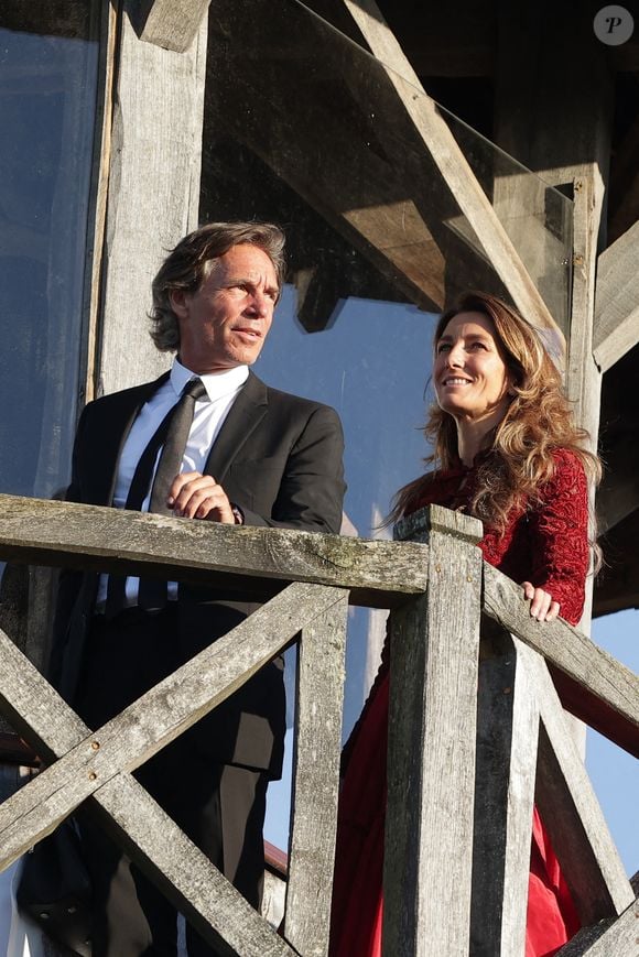 Anne-Claire Coudray et son compagnon Nicolas Vix à la fête du Bontemps au Château Smith-Haut-Lafitte à Martillac près de Bordeaux, France, le 28 avril 2023. Photo par Thibaud Moritz/Abaca
