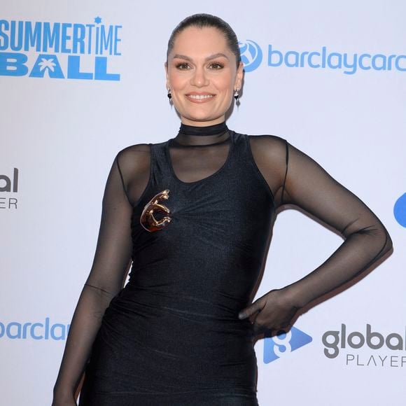 Le 23 juin, elle partageait ses premiers instants post-mastectomie et remerciait l’équipe médicale et ses proches.

Jessie J - Summertime Ball 2025 au stade de Wembley à Londres, le 15/06/2025 @GOFF INF / BESTIMAGE