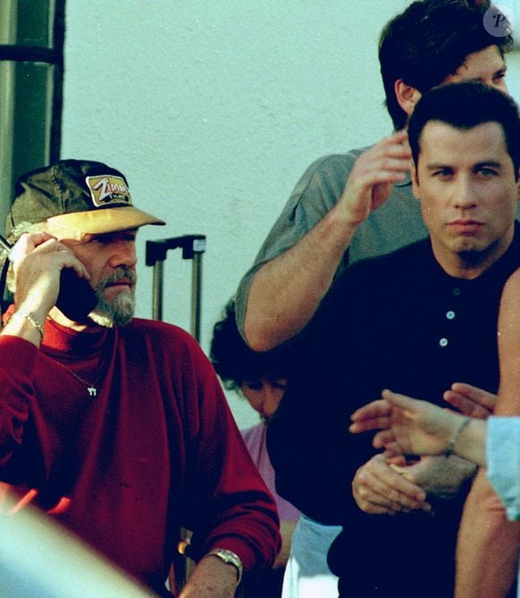 John Travolta et Gene Hackman sur le tournage de "Get Short" Sunset - Boulevard à Los Angeles - dans une voiture. 1995 (NIZON / BESTIMAGE).