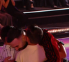 Un grand moment d'émotion pour le candidat de "Danse avec les stars"
Adil Rami et ses jumeaux dans "Danse avec les stars", capture d'écran TF1. Le 11 avril 2025.