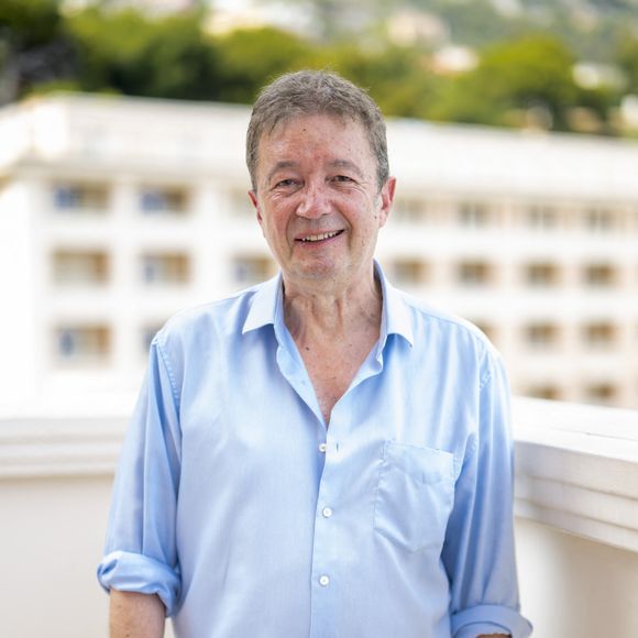 Depuis 1988, il est en couple avec une certaine Cécile
Exclusif - Frédéric Bouraly - Les célébrations lors de la Rencontre Fan lors du 64ème Festival de Télévision de Monte Carlo au Grimaldi Forum de Monaco le 15 juin 2025.
Pierre Perusseau / Osuna / Bestimage
