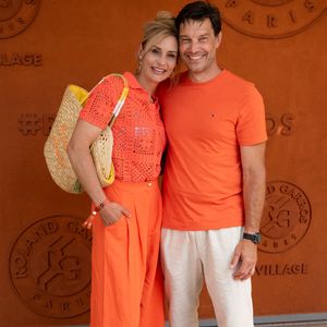 Elodie Gossuin et Bertrand Lacherie assistent au tournoi de Roland-Garros 2026, le 30 mai 2026 à Paris, en France. Photo de Laurent Zabulon/ABACAPRESS.COM