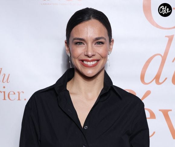 Marine Lorphelin a tourné le dos à Paris pour une nouvelle vie en Suisse. 

Marine Lorphelin (Miss France 2013) lors de la première édition du gala caritatif 'le Gala du 12 Fevrier au profit des grands brûlés dans les salons de l'Hotel Royal Monceau. © Denis Guignebourg/BestImage