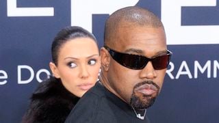 Bianca Censori s'exprime enfin sur sa robe invisible aux Grammy : la femme de Kanye West a-t-elle été forcée ?