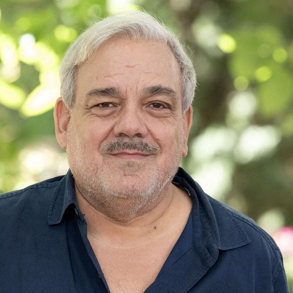 Pour conclure sur le sujet, l’acolyte de Bernard Campan et Pascal Légitimus a déclaré : "Je crois que je suis un bon papa".

Didier Bourdon assiste au photocall A l'ancienne lors du 17e Festival du film francophone d'Angoulême le 28 août 2024 à Angoulême, France. Photo by David NIVIERE/ABACAPRESS.COM