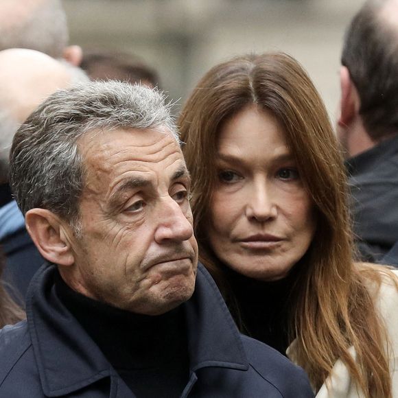 Nicolas Sarkozy et Carla Bruni-Sarkozy ont une fille ensemble
L'ancien président, Nicolas Sarkozy et Carla Bruni défilent derrière une banderole "Pour la République, contre l'antisémitisme" lors d'une marche contre l'antisémitisme à Paris © Stéphane Lemouton / Bestimage