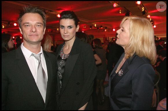 David Hallyday, sa femme Alexandra Pastor et Sylvie Vartant - Dîner de Gala de la mode contre le Sida au Pavillon d'Armenonville (RINDOFF-BELLAK / BESTIMAGE).