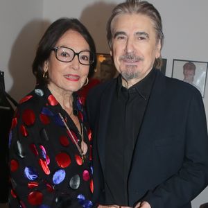 Exclusif - Nana Mouskouri, Serge Lama - Backstage du concert de Serge Lama à la salle Pleyel à Paris, France, le 23 novembre 2017. 
© CVS/Bestimage