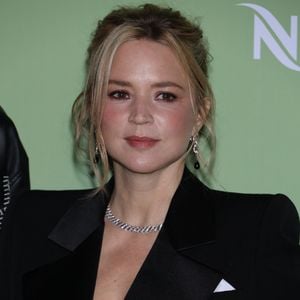 Si Niels Schneider n'était pas de la partie ce dimanche 18 mai à Cannes, Virginie Efira n'en était pas moins bien accompagnée. 

Virginie Efira - Soirée Nespresso x GQ lors du 78ème Festival International du Film de Cannes le 18 mai 2025. © Denis Guignebourg/BestImage