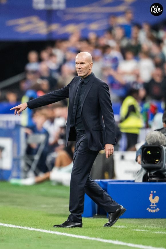 Zinedine Zidane lors du match de football de la Ligue des Nations de l'UEFA au Stade de France à Saint-Denis, au nord de Paris, le 5 octobre 2026. Photo : Alexis Jumeau/ABACAPRESS.COM
