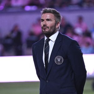 Le 4 avril 2026, Hallandale, Floride, États-Unis : Sir David Beckham s'adresse aux spectateurs avant le match. Inter Miami CF et Austin FC au Nu Stadium. © Michele Eve Sandberg/ZUMA Press Wire / Bestimage