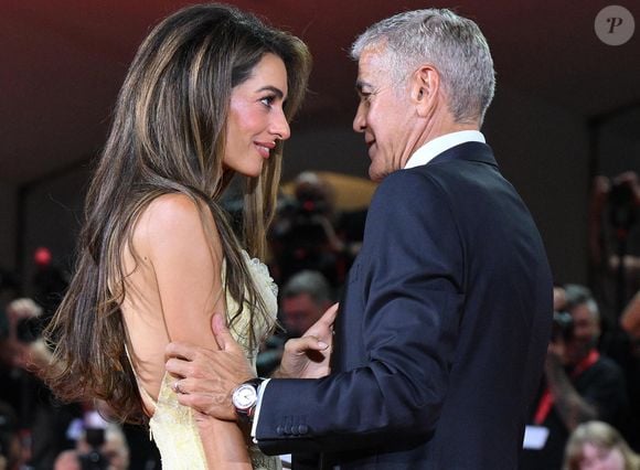 George Clooney et sa femme Amal Alamuddin Clooney à la projection de "Wolfs" lors du 81ème festival international du film de Venise, la Mostra le 1er septembre 2024.