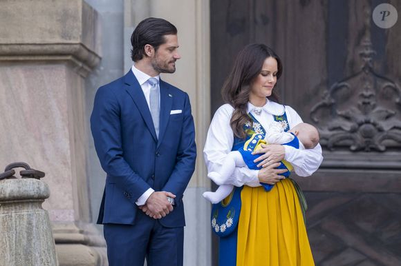 Le Prince Carl Philip, la princesse Sofia "Hellqvist" de Suède et la princesse Ines lors des célébrations de la Fête nationale à Stockholm le 6 juin 2025. Photo par Dana Press / Bestimage