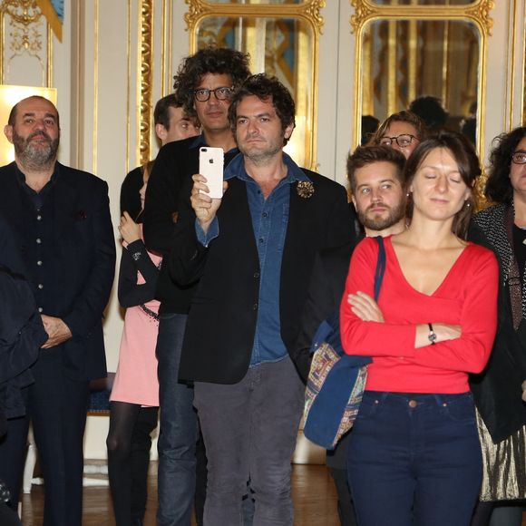 Matthieu Chedid lors de la cérémonie de remise des insignes de Commandeur de l'ordre des Arts et des Lettres a Louis Chedid par Audrey Azoulay, ministre de la Culture et de la Communication, a Paris, France, le 25 octobre 2016. Photo by Jerome Domine /ABACAPRESS.COM