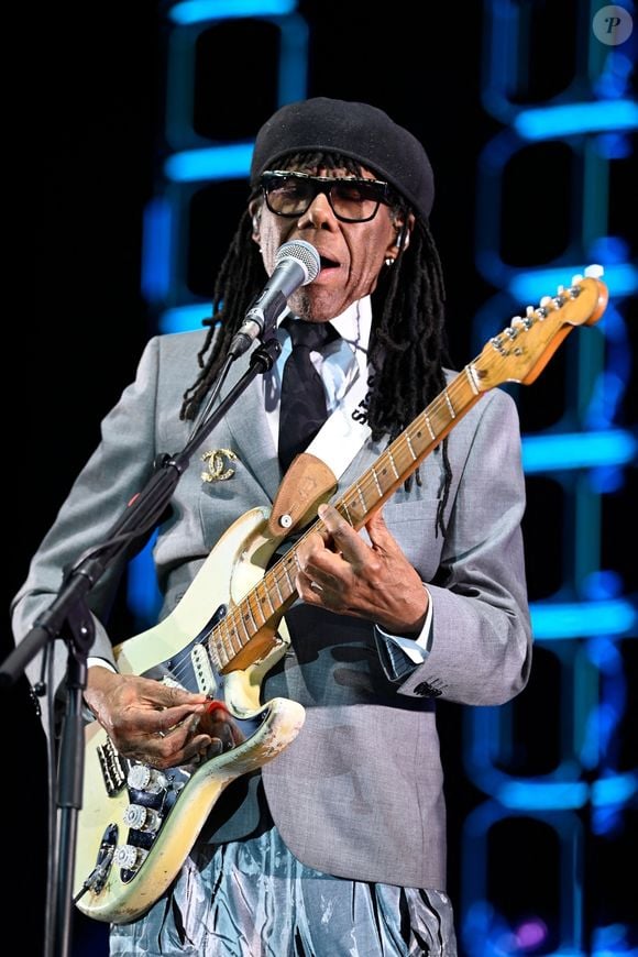 Halifax - Yorkshire, ROYAUME-UNI - Nile Rodgers et Chic en concert au Piece Hall à Halifax