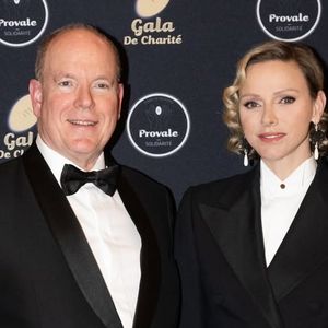 Soirée spéciale pour Charlene et Albert de Monaco

Charlene et Albert de Monaco à la première soirée de gala de charité de Provale Solidarité au Four Seasons Hotel George V Crédit photo : Éric Mathon / Palais princier