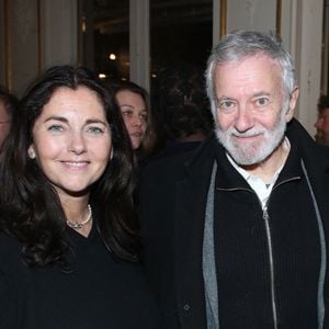 Francis Huster était entouré de ses proches pour la première soirée de sa nouvelle pièce “En thérapie”

 Cristiana Reali et Francis Huster - Cocktail au Théâtre du Gymnase à la suite de la Première soirée de la Pièce " En thérapie ". Paris, France, le 17 Janvier 2026.

© Bertrand Rindoff / Bestimage