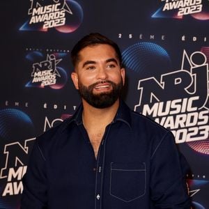 Kendji Girac au photocall de la 25ème cérémonie des "NRJ Music Awards (NMA)" au palais des Festivals et des Congrès de Cannes, France, le 10 novembre 2023. © Dominique Jacovides/Bestimage