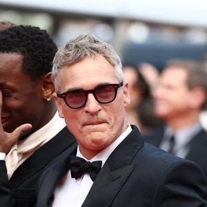 Joaquin Phoenix assiste à la projection d'Eddington d'Ari Aster à Cannes, France, le 16 mai 2025, dans le cadre du 78e Festival de Cannes. Photo par Jerome Domine/ABACAPRESS.COM