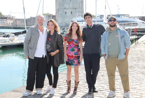 Fabrice Deville, Mélanie Maudran, Lila Guiraud, Sylvain Boccara, Moise Santamaria - Photocall de la série "Un si grand soleil" lors de la 26ème Edition du Festival de la Fiction de La Rochelle. Le 14 septembre 2024
© Patrick Bernard / Bestimage