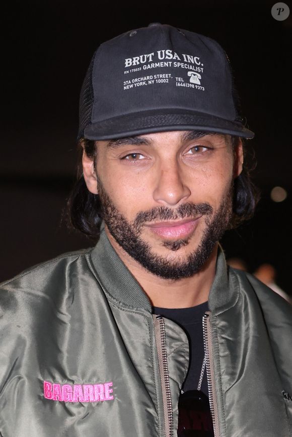 Pour cause, elle vient de sortir son premier livre, retraçant son parcours bouleversant.

Exclusif - Nassim Lyes - Première du film "Bagarre" au cinéma CGR Villenave d'Ornon en Gironde le 29 mars 2026. © Jean-Marc Lhomer/Bestimage