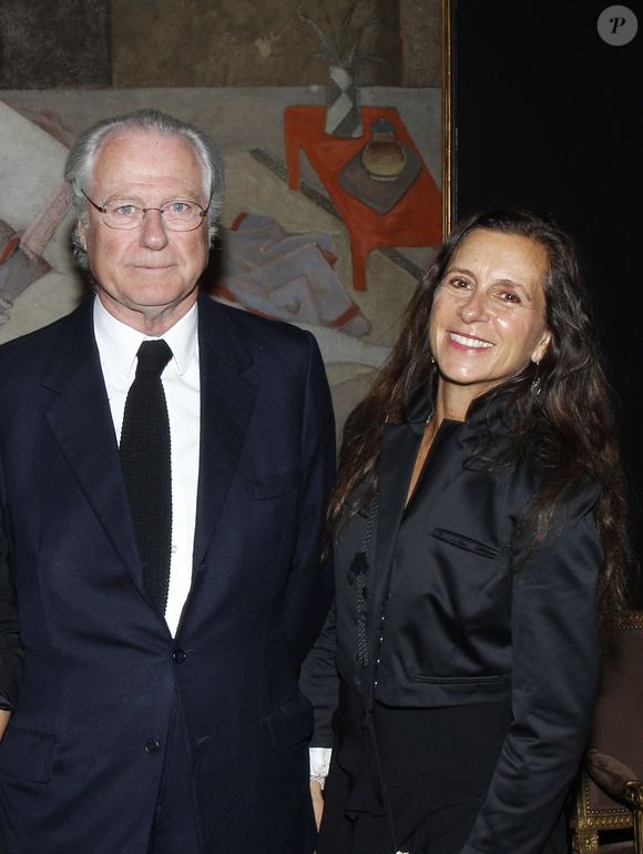 Baron et baronne Éric de Rothschild - dîner chez Christie's à la Galerie de Girardon 'Évocation par Hubert de Givenchy' à Paris le 13 septembre 2012