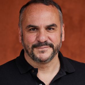 François-Xavier Demaison au village lors des Internationaux de France de tennis de Roland Garros 2023, à Paris. © Jacovides-Moreau/Bestimage