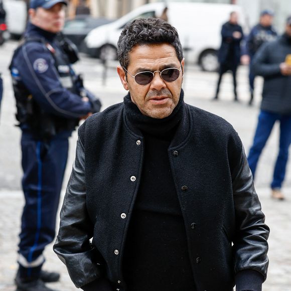 Jamel Debbouze - Arrivées à la cérémonie religieuse en hommage à Rolland Courbis dans l'église de la Madeleine à Paris, France, le 14 janvier 2026. © Jacovides-Moreau/Bestimage