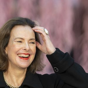 Carole Bouquet assiste au défilé Chanel Haute Couture printemps-été 2026 dans le cadre de la Fashion Week de Paris, le 27 janvier 2026 à Paris, en France. Photo : Eliot Blondet/ABACAPRESS.COM