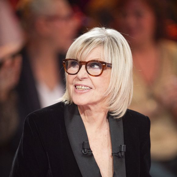 Exclusif - Chantal Ladesou lors de l'enregistrement de l'émission "Famille je vous aime" présentée par M.Drucker et qui sera diffusée le 29 décembre sur France 3, au studio Rive gauche, à Paris, France, le 2 décembre 2025. © Gaffiot-Perusseau/Bestimage