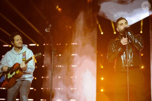 Exclusif - Vianney et Kendji Girac - Scène - Concert événement "Le gala des pièces jaunes" à l'Accor Arena Paris le 26 janvier 2024.
Une soirée de gala exceptionnelle en faveur des Pièces Jaunes ! De nombreux artistes se succèderont pour chanter pour les enfants et adolescents hospitalisés.

© Guillaume Gaffiot / Cyril Moreau  / Bestimage