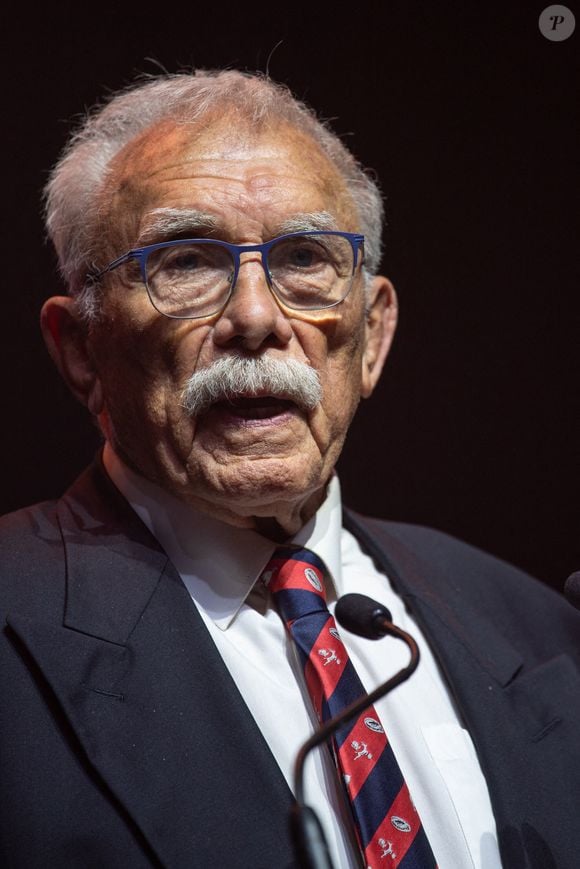 Ảnh: Gia đình Herrero gắn bó mật thiết với các câu lạc bộ bóng bầu dục Béziers và Toulon. Andre Herrero được bầu vào Đại sảnh Danh vọng Câu lạc bộ Bóng bầu dục Toulon (RCT) tại Toulon, Pháp, vào ngày