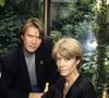 En octobre 1991, l'artiste avait d'ailleurs été immortalisée au milieu de cette végétation luxuriante.

Archives - En France, à Paris, Françoise Hardy, en intérieur, dans une veranda de son appartement, donant sur son jardin, en compagnie de Patrick Juvet. En octobre 1991. 

© Jean Lenoir via Bestimage
