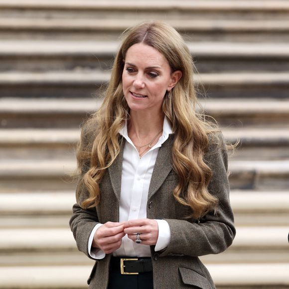 Catherine (Kate) Middleton, arborant des cheveux blonds, visitent les jardins, récemment transformés, du musée d'histoire naturelle à Londres, le 4 septembre 2025. (GOFF  / BESTIMAGE).