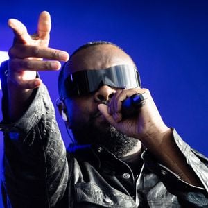 Gims, Fête de l'Humanité 2025 sur la base 217 au Plessis-Paté le 14 septembre 2025.
© Julien Sarkissian / Bestimage