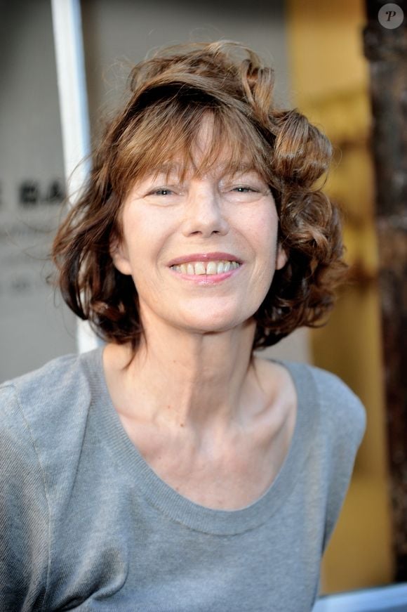 Jane Birkin  - Paris le , 25 09 2013 - Inauguration de la galerie cinema de Anne Dominique Toussaint et vernissage de l'exposition " Point of View " de Kate Barry