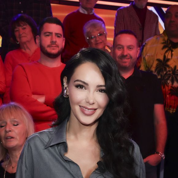 Elle s'était révélée au grand public notamment dans "Les Anges" sur NRJ12

Exclusif - Nabilla Vergara, sur le plateau de l’émission « TPMP » La dernière sur C8,  présentée par C.Hanouna et diffusée en direct sur C8, Paris, France, le 27 fevrier 2025. © Jack Tribeca / Bestimage