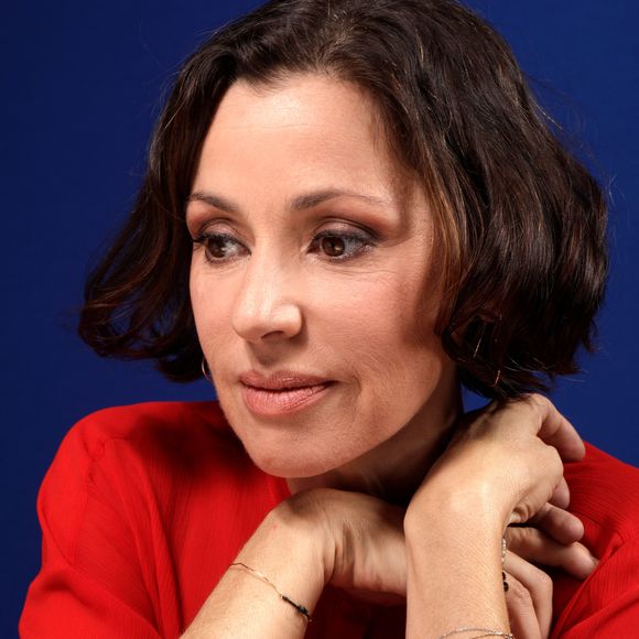 Tina Arena pose lors d'une séance de portrait à Paris, France, en mars 2018. Photo par VIM/ABACAPRESS.COM