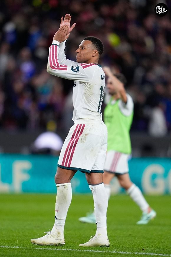 Kylian Mbappé lors du match de championnat d'Espagne (LaLiga EA Sports) opposant le FC Barcelone au Real Madrid CF au Spotify Camp Nou, le 25 octobre 2026, à Barcelone, en Espagne. (Credit Image: © Dennis Agyeman/AFP7 via ZUMA Press Wire)
