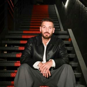 Matt Pokora en backstage de l’enregistrement de l'émission "La fête de la chanson française - 20 ans d'émotions" présentée par L.Thilleman et A.Manoukian, et diffusée le 17 avril sur France 3 à Paris, France, le 9 décembre 2025. © Jack Tribeca/Bestimage