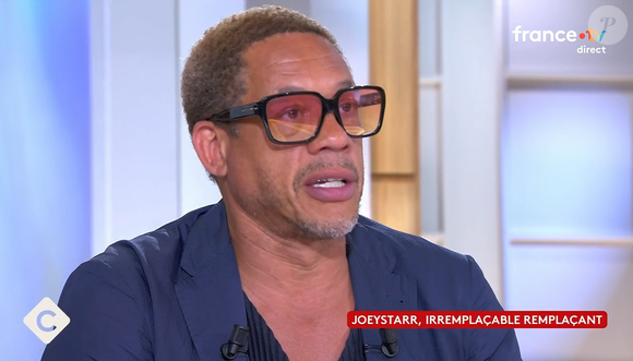 Anne-Elisabeth Lemoine reçoit JoeyStarr dans "C à vous" sur France 5