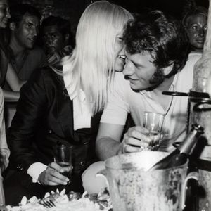 Archives - Johnny Hallyday fête l'anniversaire de Sylvie Vartan dans un nightclub à Paris. Le 18 août 1967
© Keystone Press Agency / Zuma Press / Bestimage