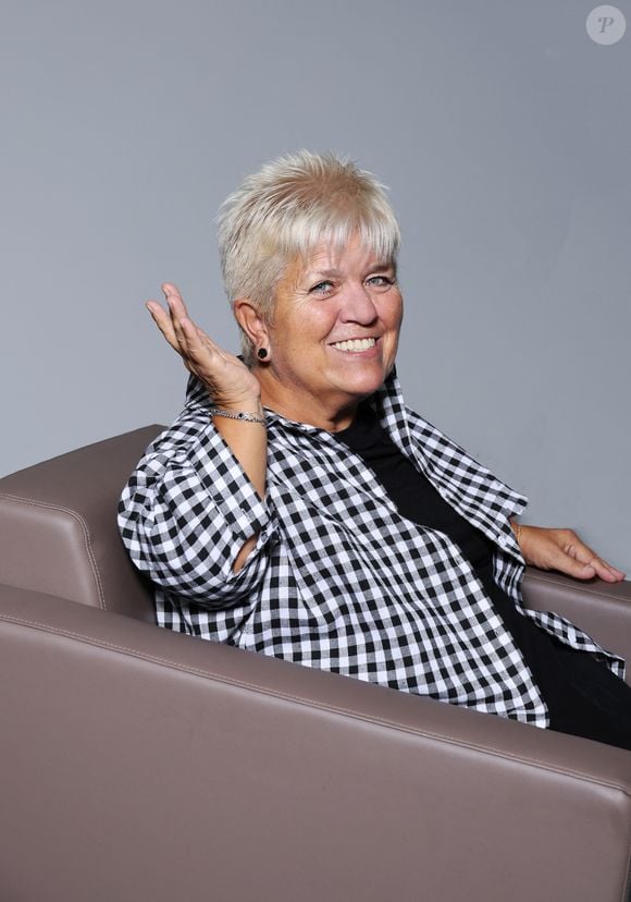 Reste à savoir si elle a raison 
Exclusif - Rendez-vous avec Mimie Mathy, marraine de la 3ème édition du festival, à l'occasion de la 3ème édition du festival Histoires de Femmes à Dreux. Le 21 octobre 2023
© Denis Guignebourg / Bestimage