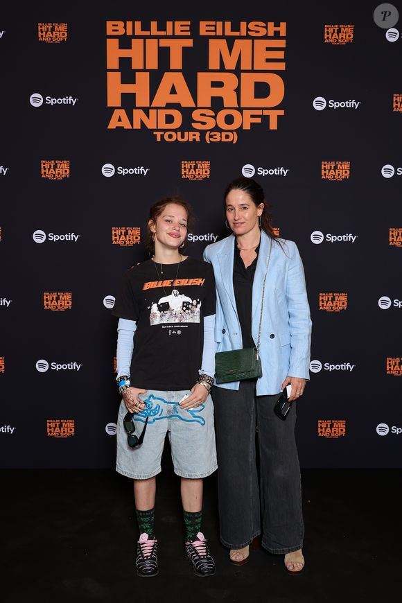 Marie Gillain à l'avant-première du film sur Billie Eilish réalisé en 3D qui retrace l’un des concerts de sa tournée "Hit me hard and soft". © Antoine Flament / Paramount Pictures