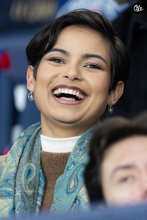  ve Gilles S offre Une Place Dans Le Top 20 De Miss Supranationale 