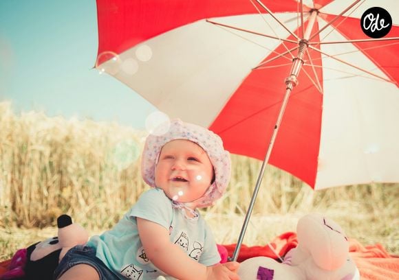 Beaucoup de parents cherchent à protéger leur bébé du soleil.

Quels bon gestes adopter en temps de canicule avec un bébé ?